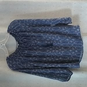 Daisy Fuentes Slip On Blouse Size Small